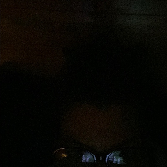 Meet your Posher, Steph - Picture 1 of 1